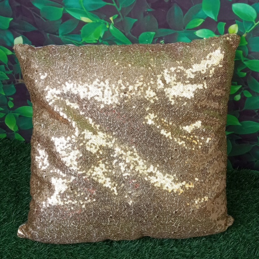 🏠 Gold Sequin Throw Pillow